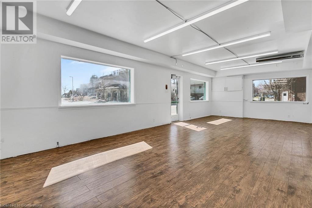 581 LANCASTER STREET WEST Image 2