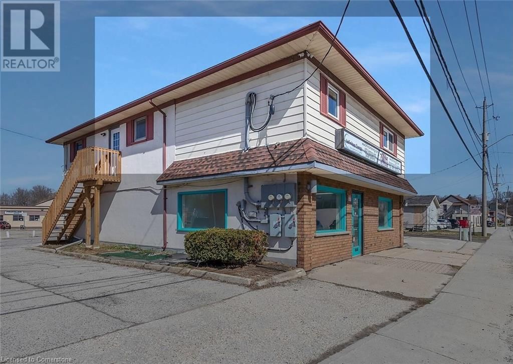 2 - 581 LANCASTER STREET WEST Image 12