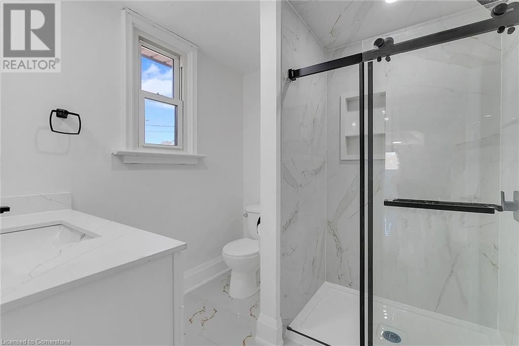 1 - 581 LANCASTER STREET WEST Image 4