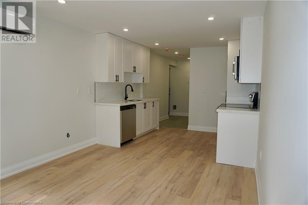 1 - 588 BARTON STREET EAST Image 6