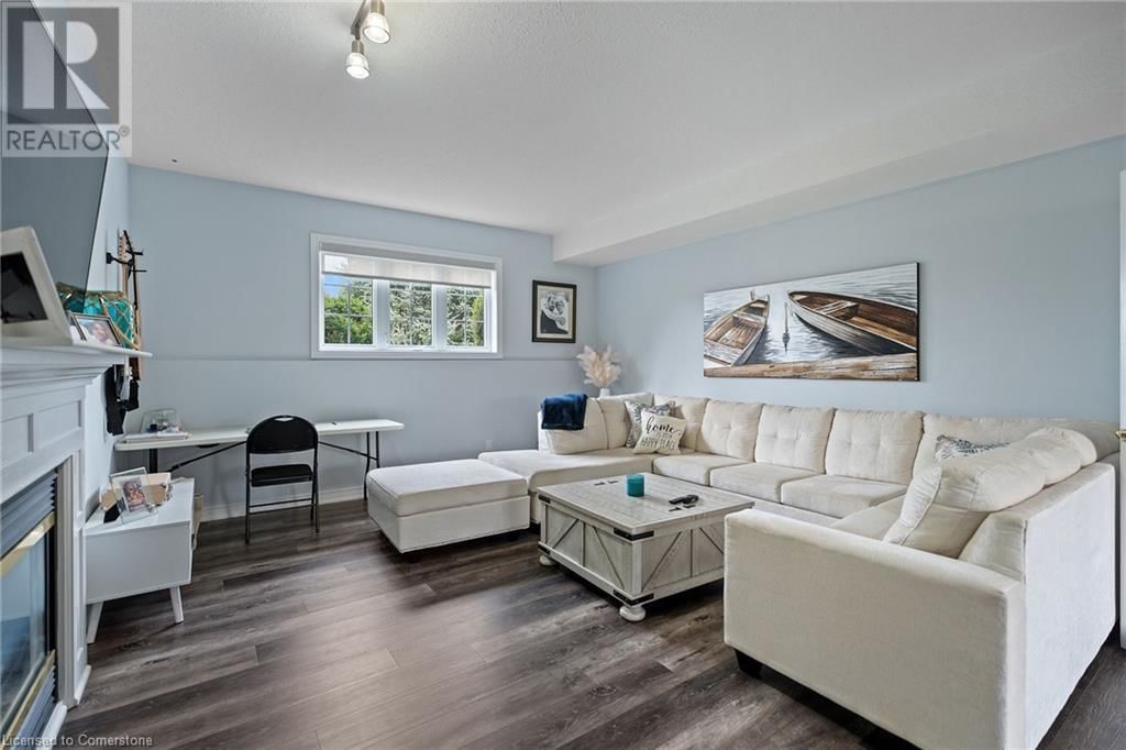 16 CREDIT RIVER ROAD Image 32