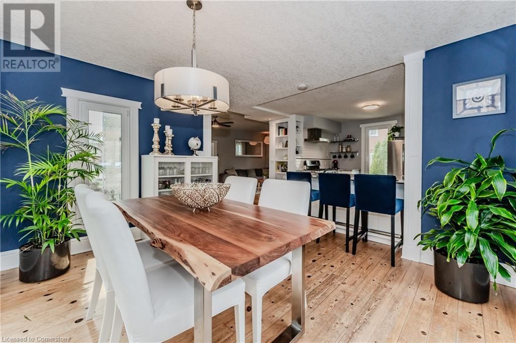 249 MAPLE STREET Image 11