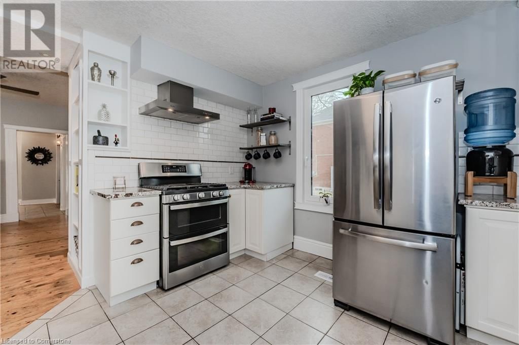 249 MAPLE STREET Image 15