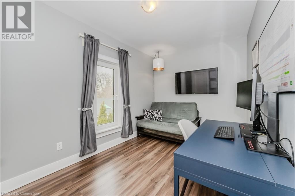 249 MAPLE STREET Image 17