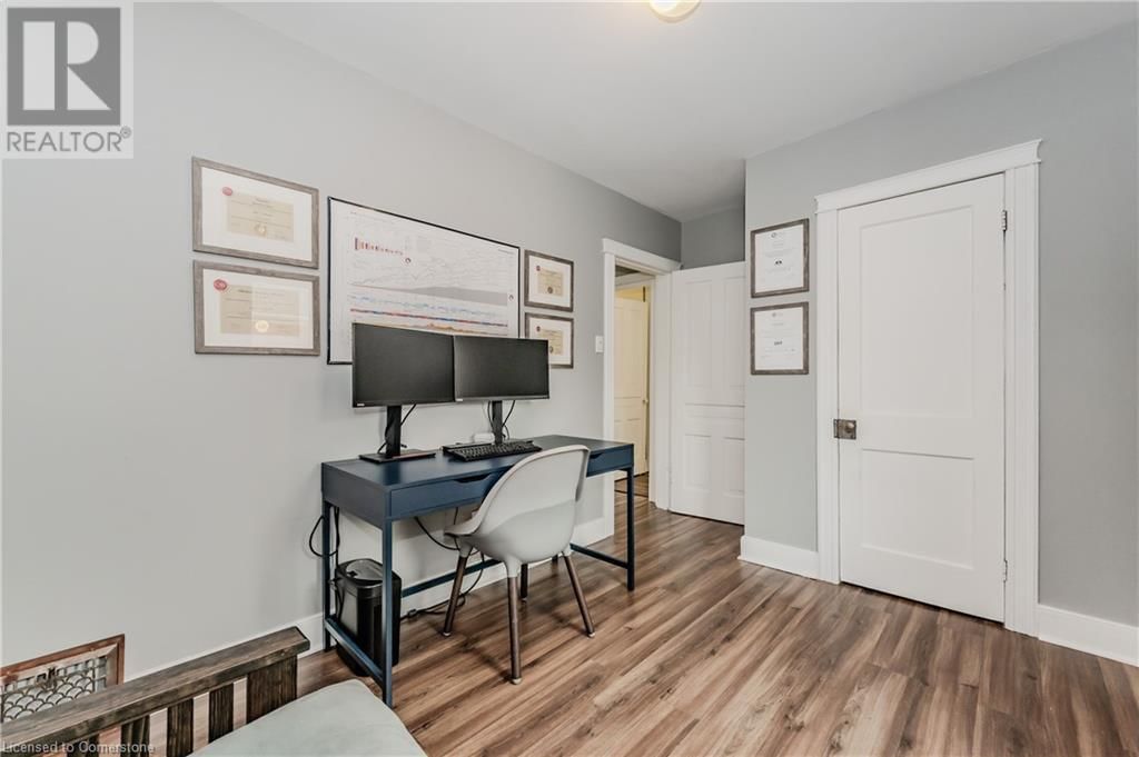 249 MAPLE STREET Image 18