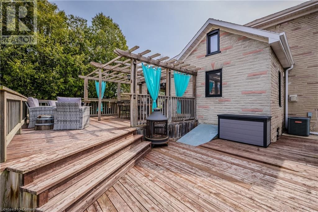 249 MAPLE STREET Image 29