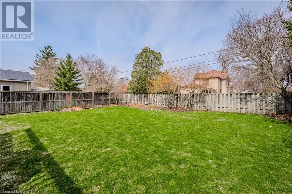 249 MAPLE STREET Image 34