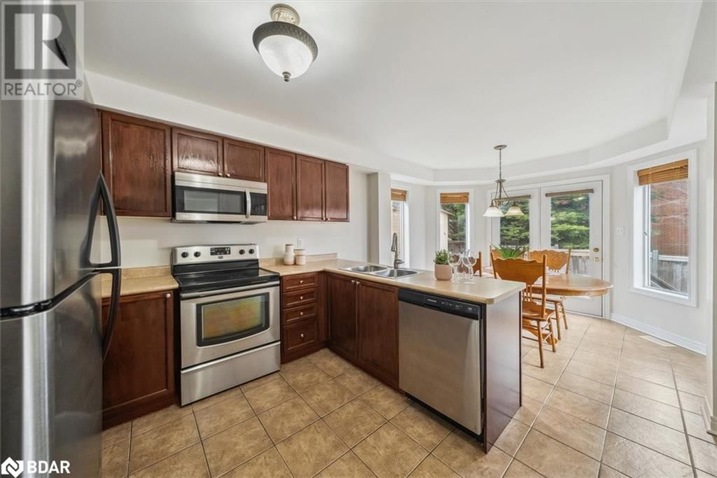 38 IAN DRIVE Image 14