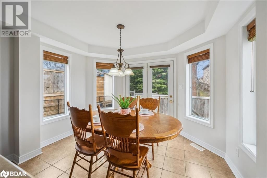 38 IAN DRIVE Image 18