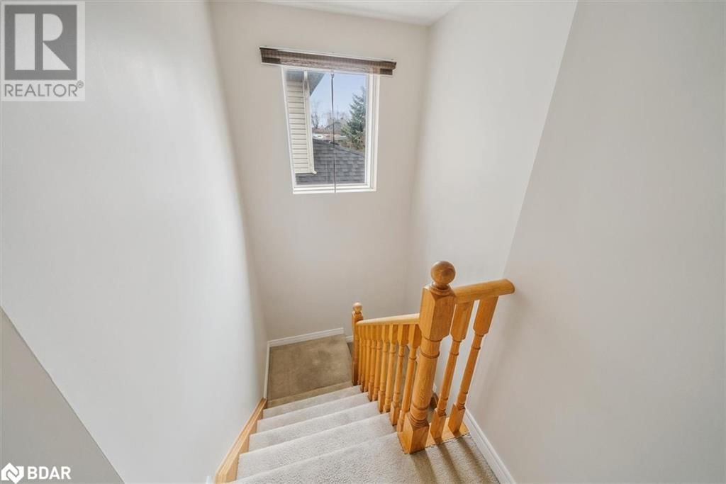 38 IAN DRIVE Image 22
