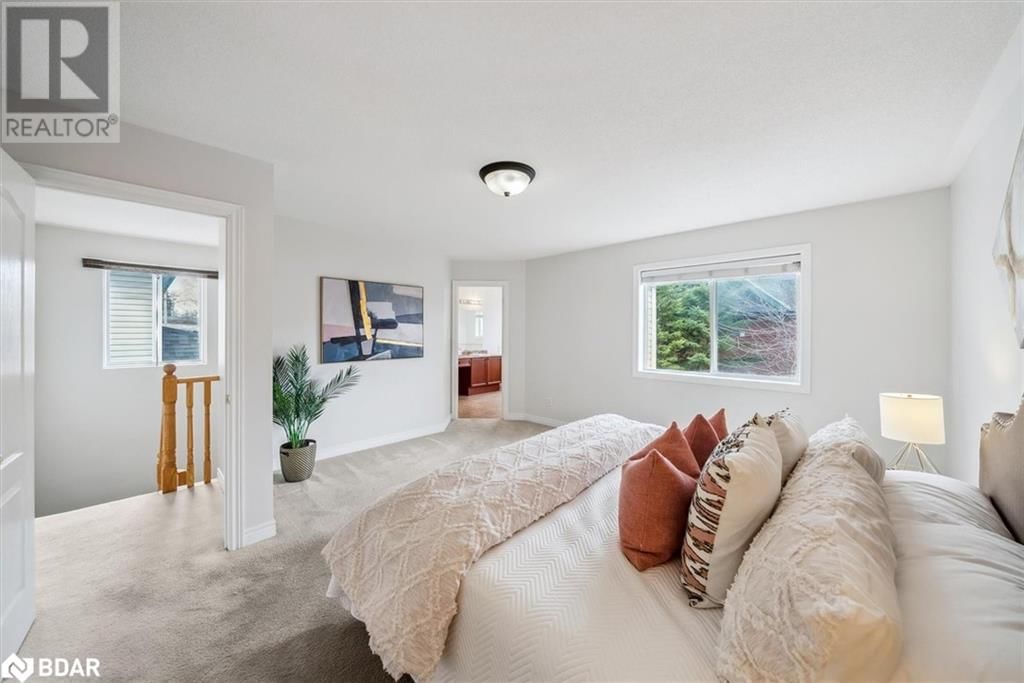 38 IAN DRIVE Image 25