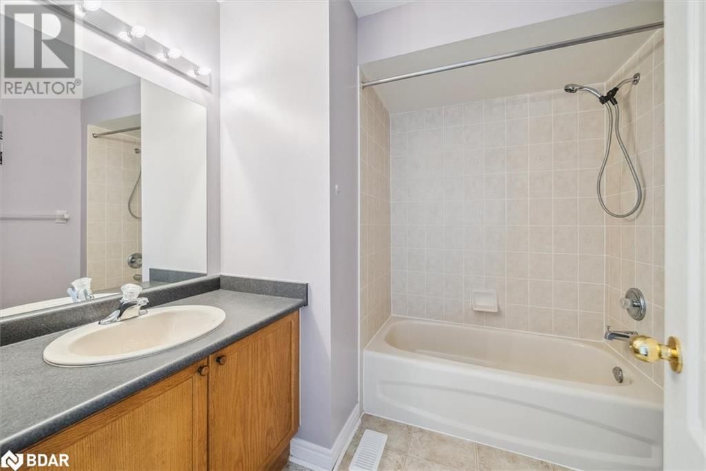 38 IAN DRIVE Image 33
