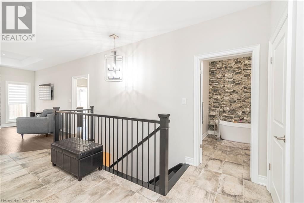 144 LAMETTI DRIVE Image 24