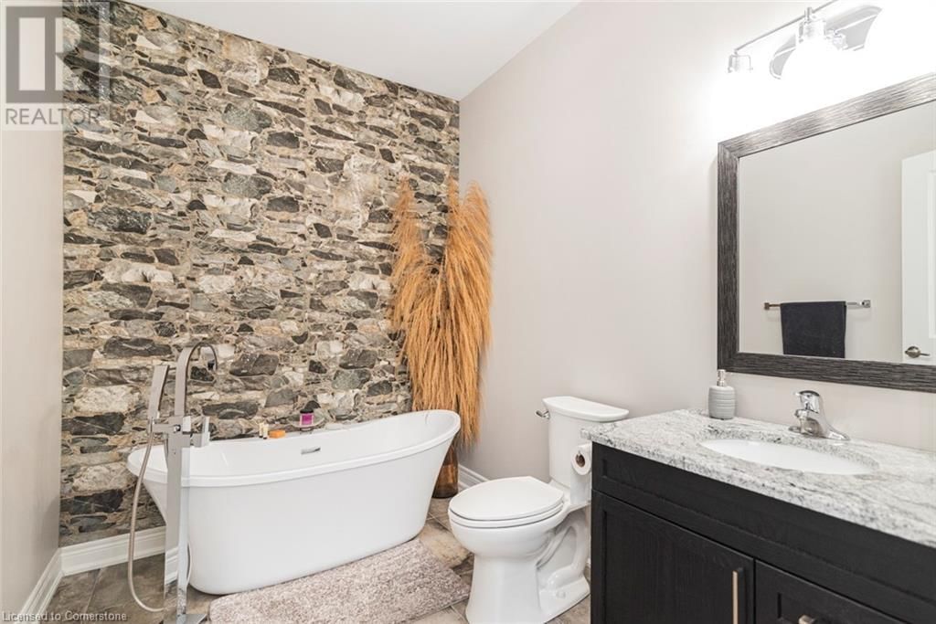 144 LAMETTI DRIVE Image 36