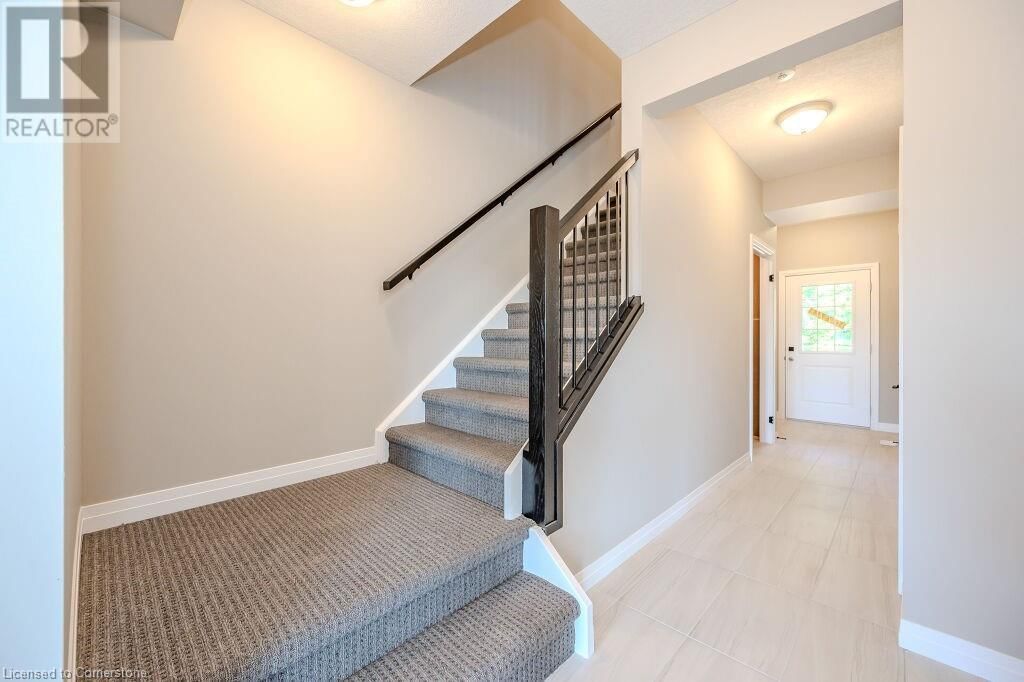 423 WOOLWICH STREET Image 16
