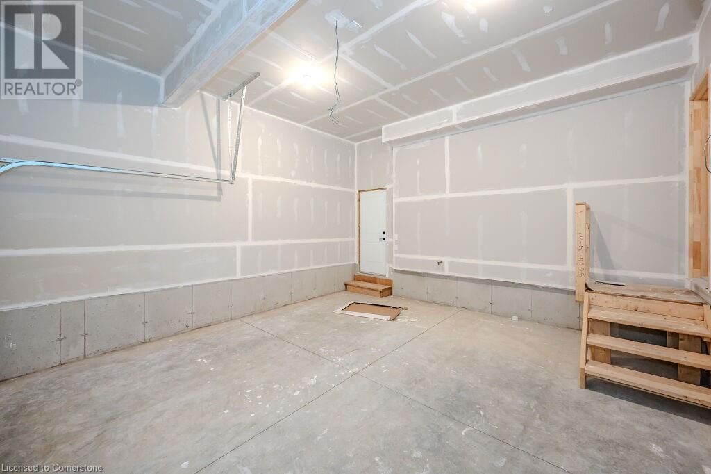 423 WOOLWICH STREET Image 30