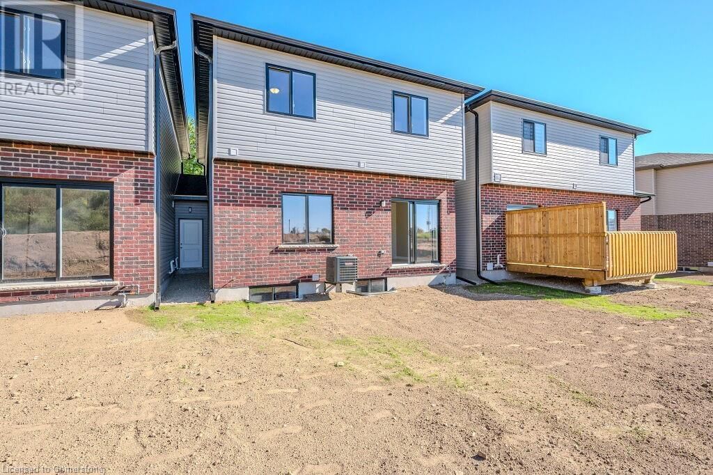 423 WOOLWICH STREET Image 34