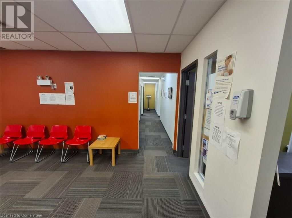 7 - 695 CORONATION BOULEVARD Image 6