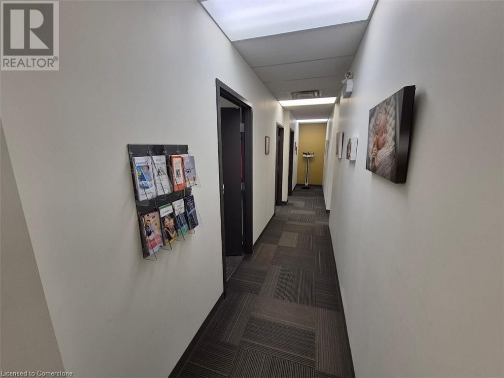 7 - 695 CORONATION BOULEVARD Image 7