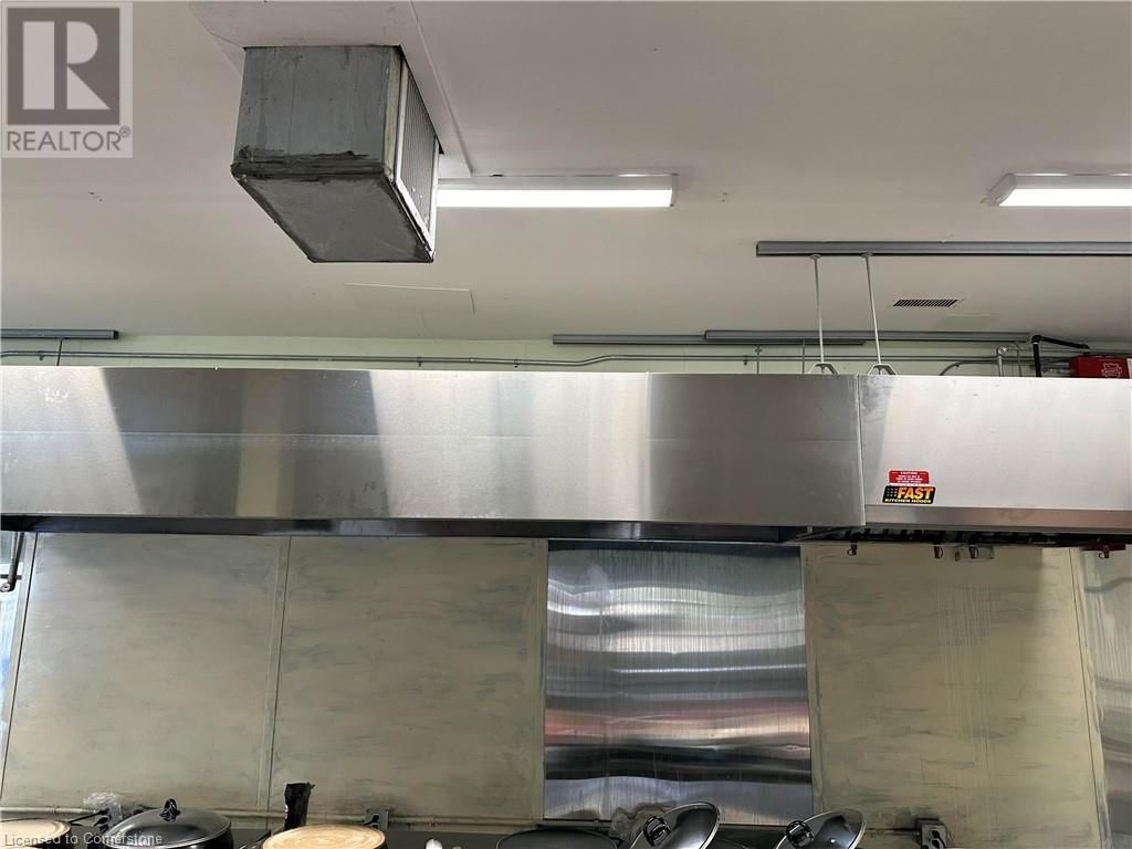 101 PARK STREET Image 15