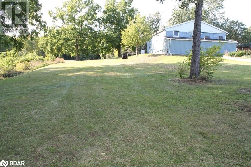 8438 NINTH LINE Image 23