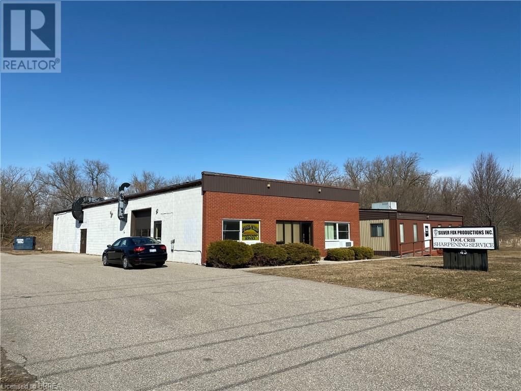 1 - 43 SPALDING DRIVE Image 1