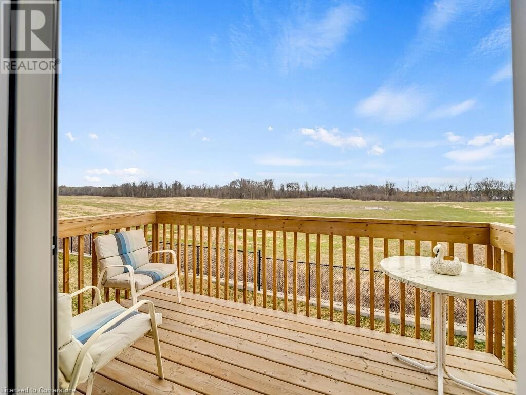 140 BLOOMFIELD CRESCENT Image 17