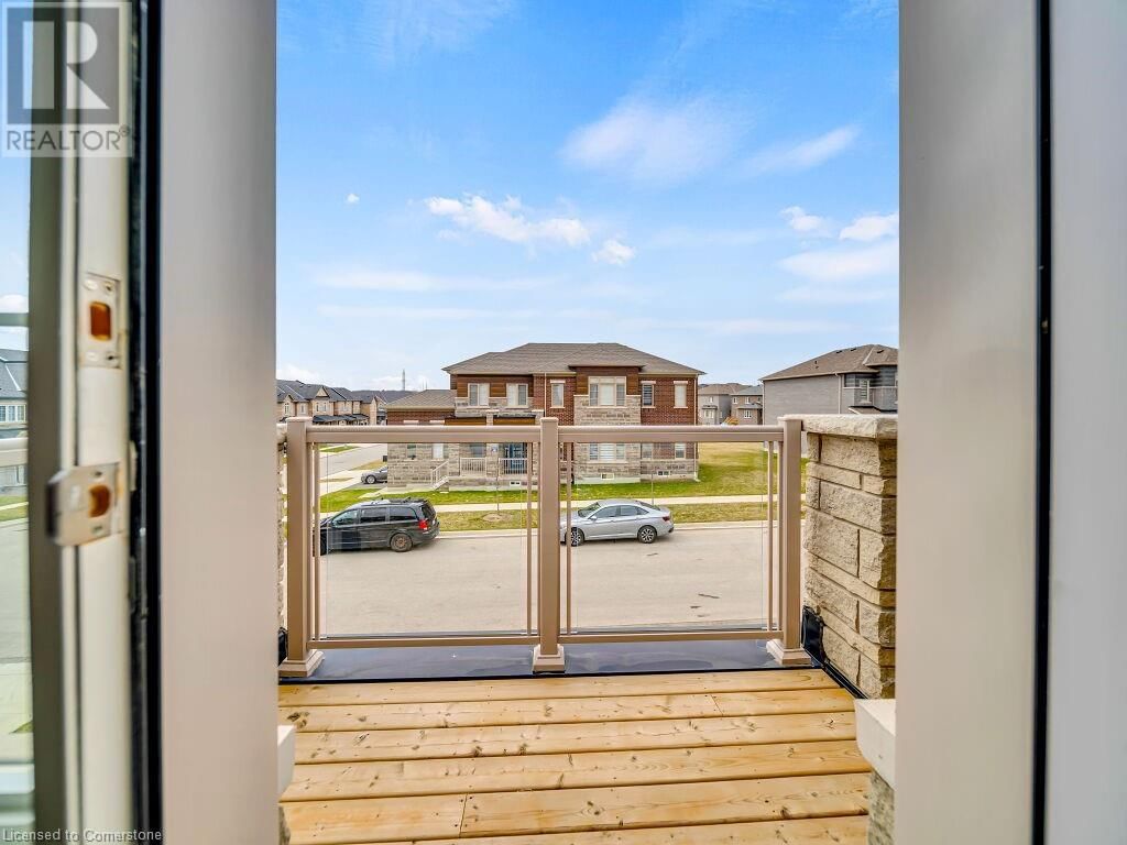 140 BLOOMFIELD CRESCENT Image 39