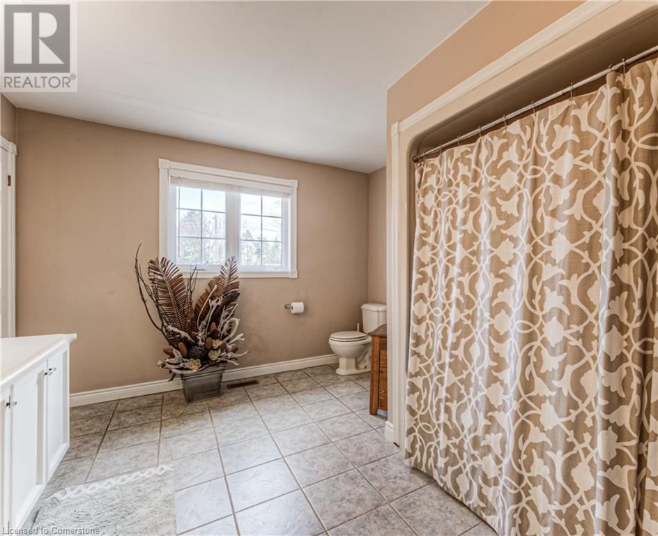 364 STANLEY STREET Image 28