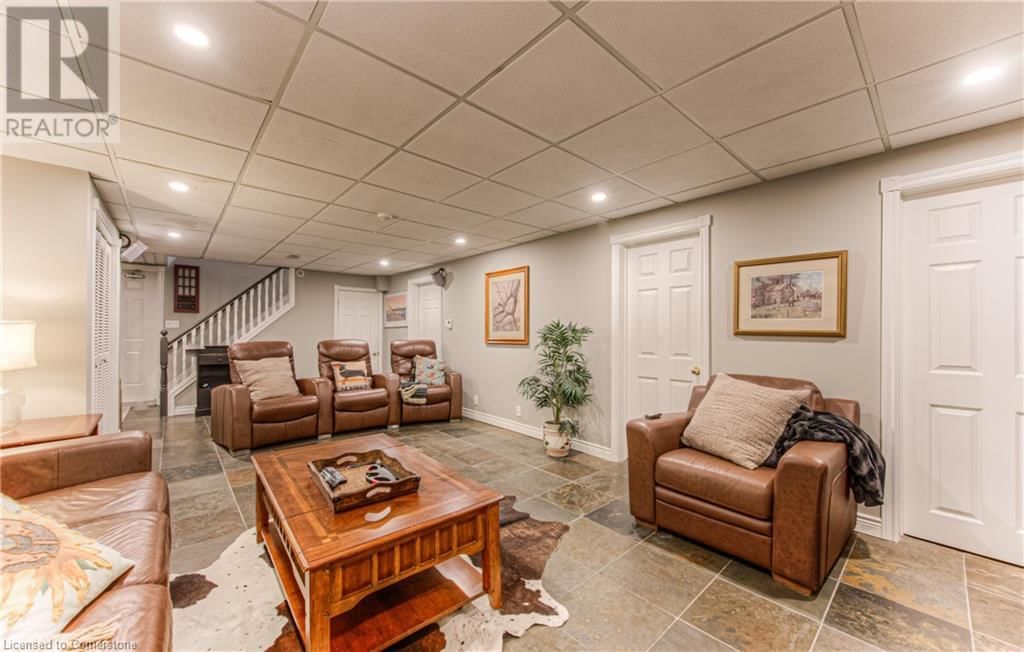 364 STANLEY STREET Image 30