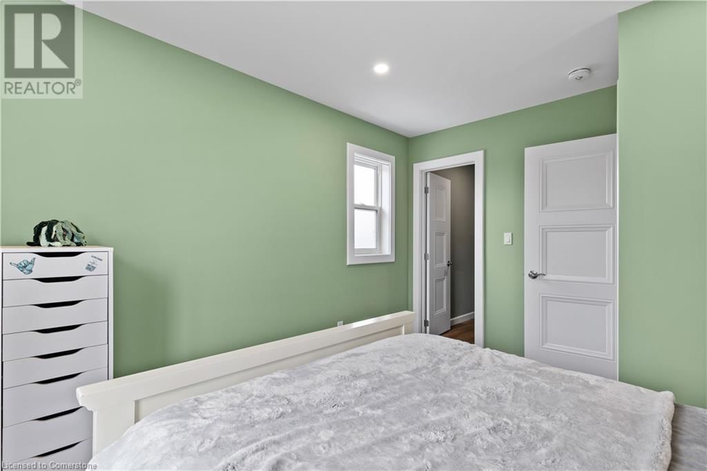 74 ROUSE AVENUE Image 25