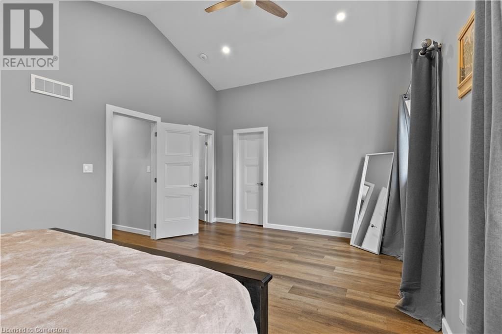 74 ROUSE AVENUE Image 30