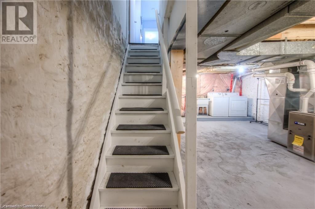 332 QUEEN STREET WEST Image 45