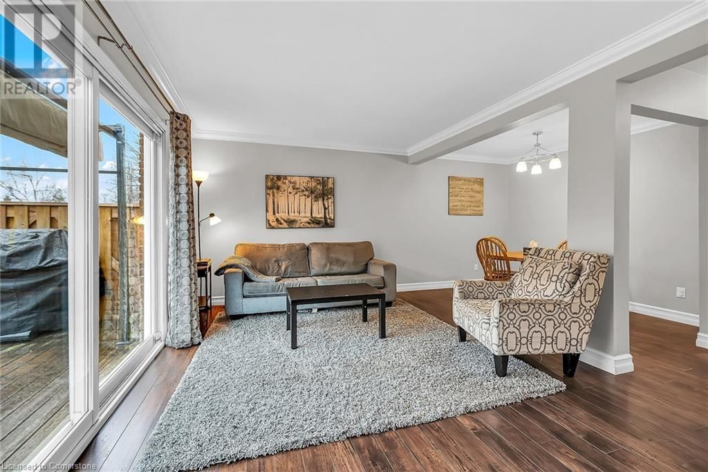 63 - 45 QUEENSLEA DRIVE Image 18
