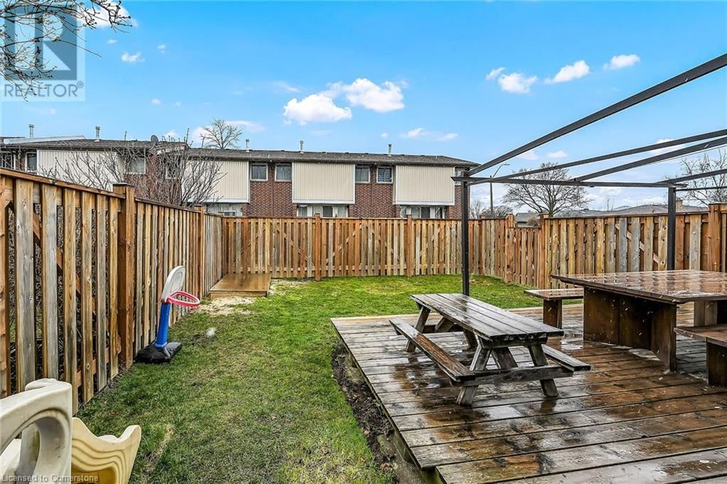 63 - 45 QUEENSLEA DRIVE Image 36