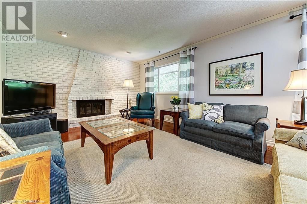 170 CAVENDISH COURT Image 27