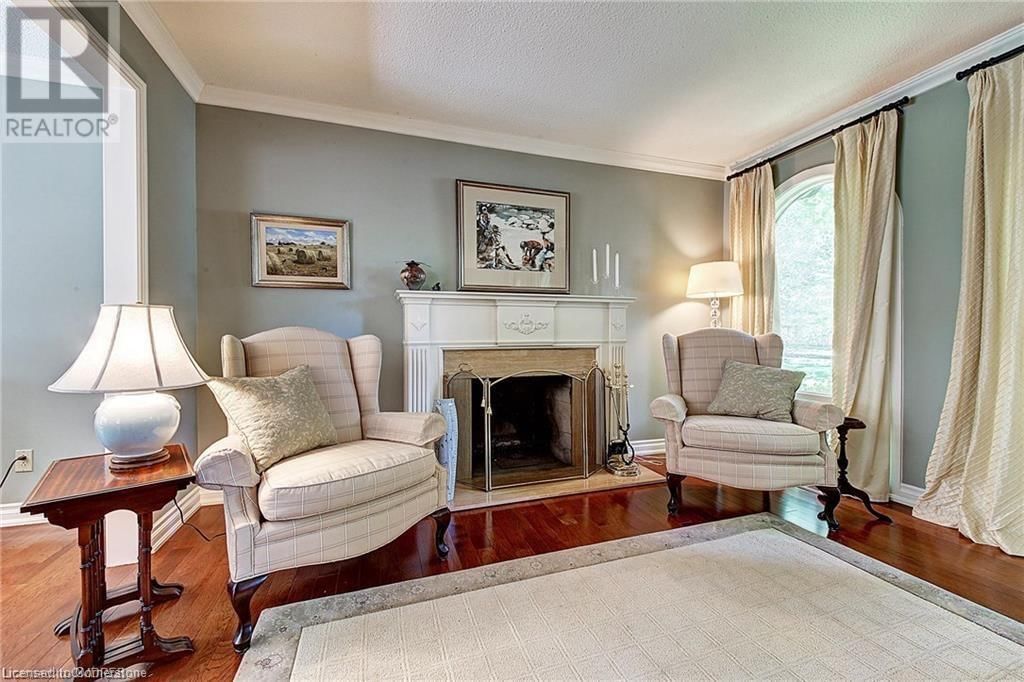 170 CAVENDISH COURT Image 30