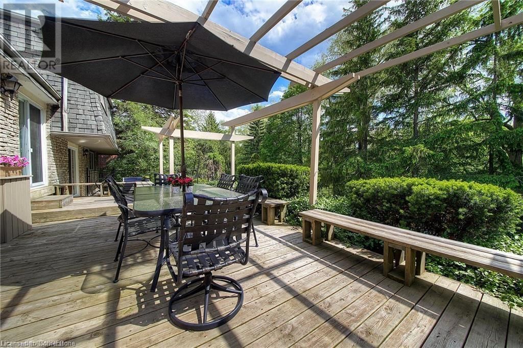 170 CAVENDISH COURT Image 48