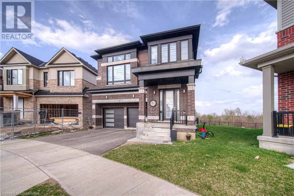 67 CROSSMORE CRESCENT Image 2