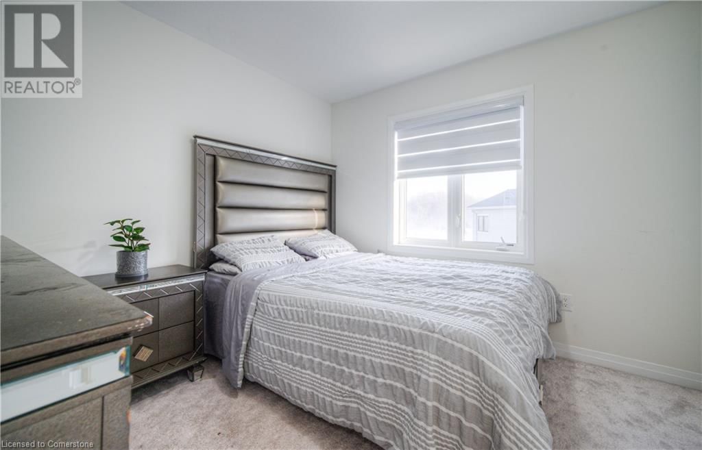 67 CROSSMORE CRESCENT Image 32