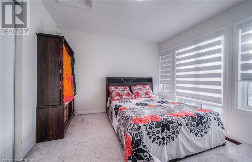 67 CROSSMORE CRESCENT Image 33