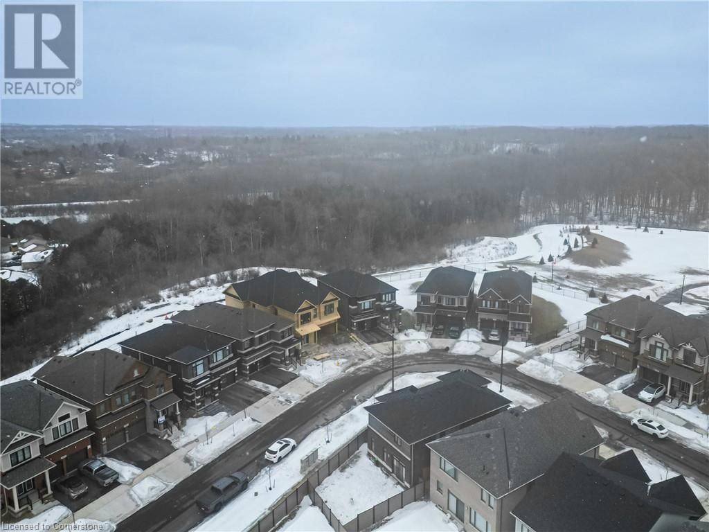 67 CROSSMORE CRESCENT Image 40