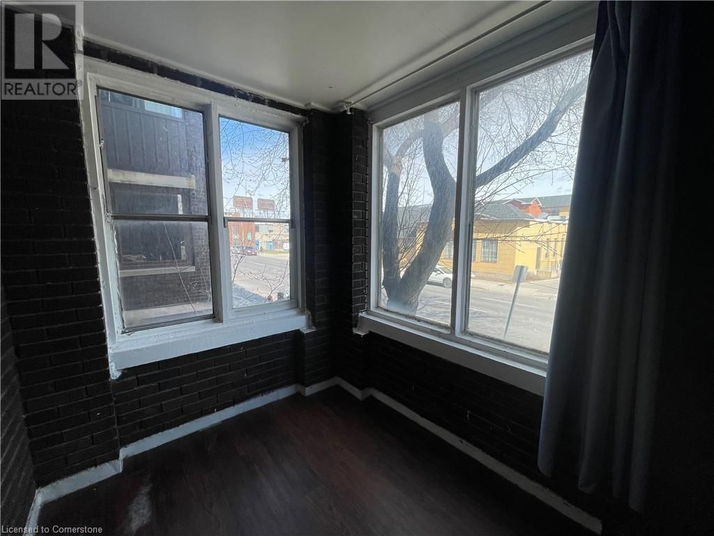 11 - 468 MAIN STREET EAST Image 6