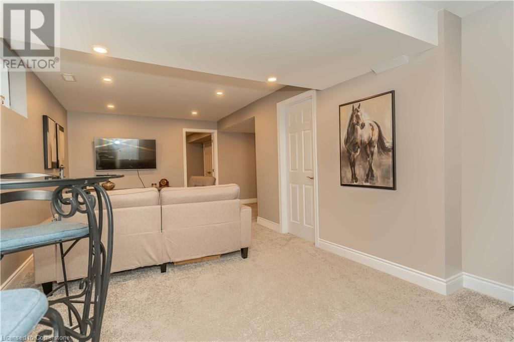 155 OAK PARK DRIVE Image 35