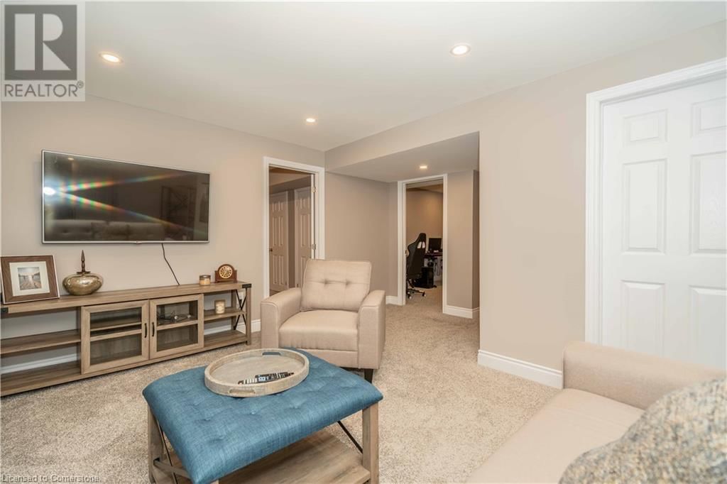 155 OAK PARK DRIVE Image 36