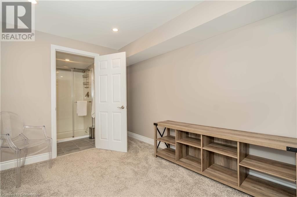 155 OAK PARK DRIVE Image 42