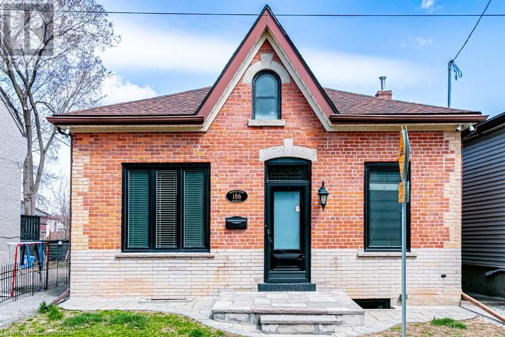 186 NAPIER STREET Image 1