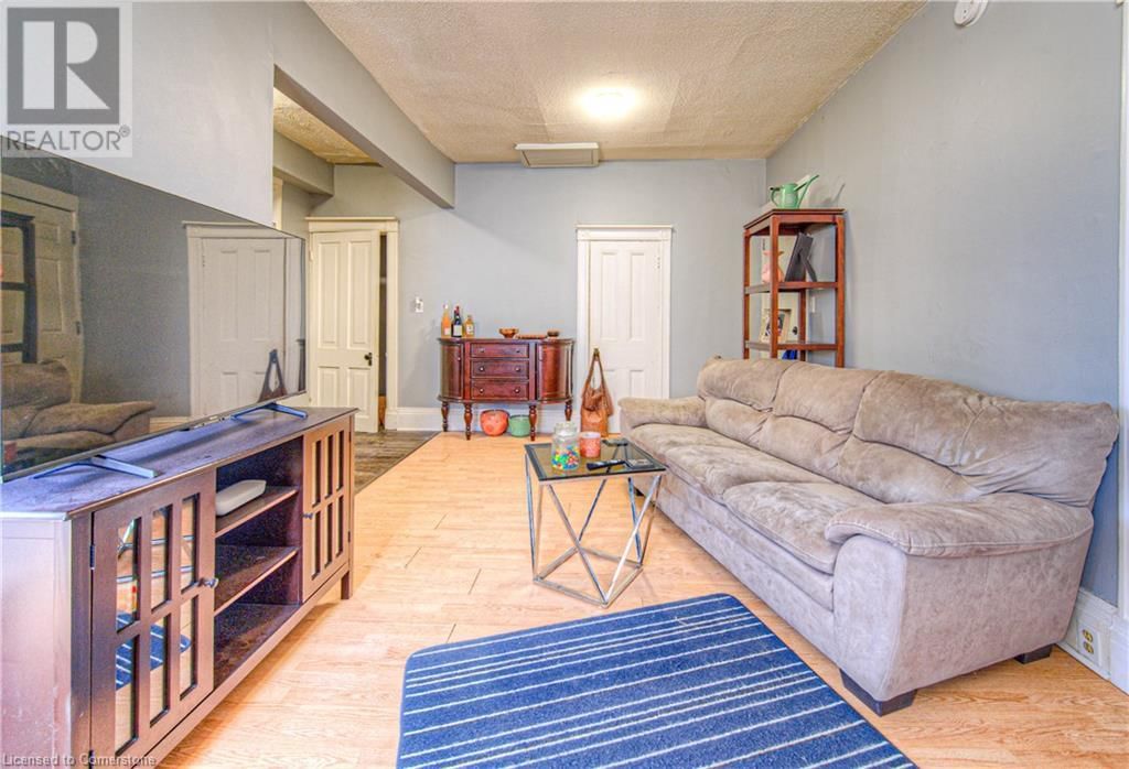 40 JOHN STREET Image 16