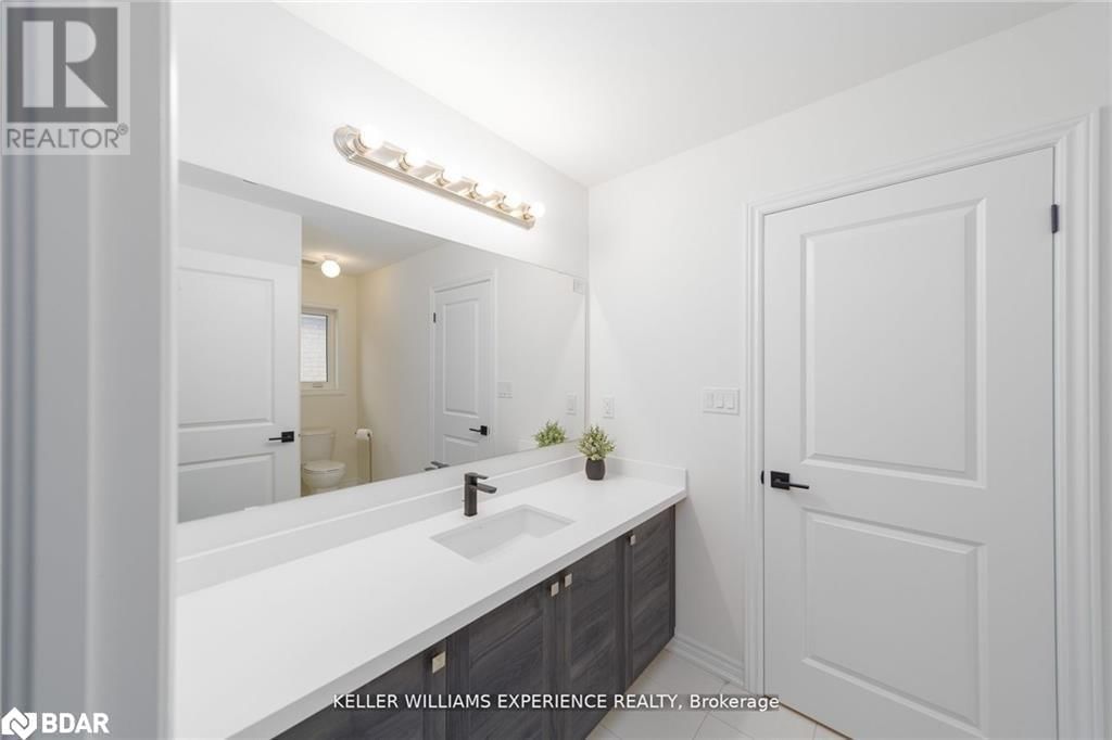 26 SANFORD CIRCLE Image 16