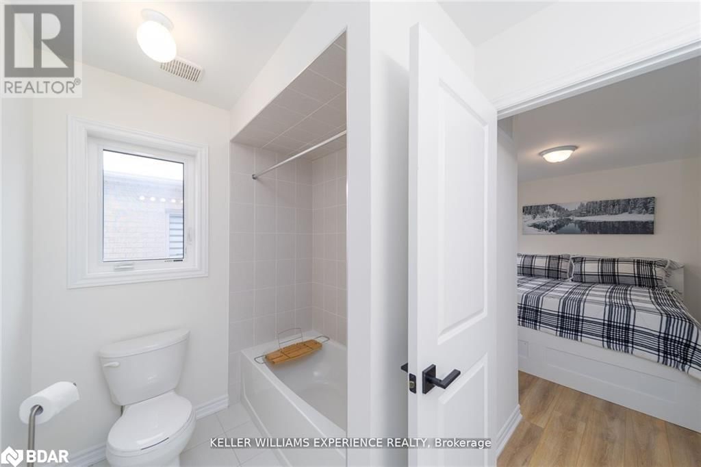 26 SANFORD CIRCLE Image 17